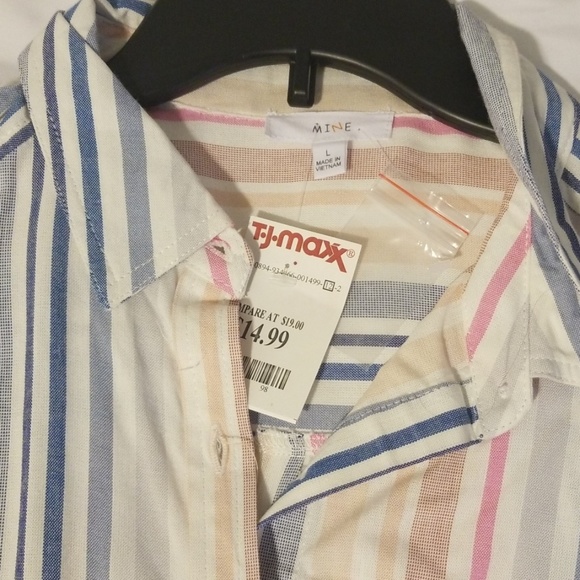 Top - Picture 3 of 3